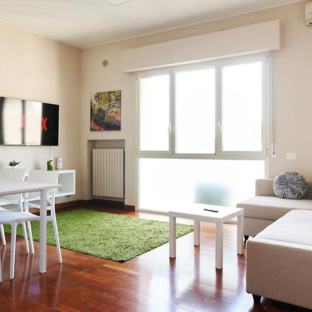 Zona Centralissima A 2 Passi Dal Mare بيسكارا المظهر الخارجي الصورة